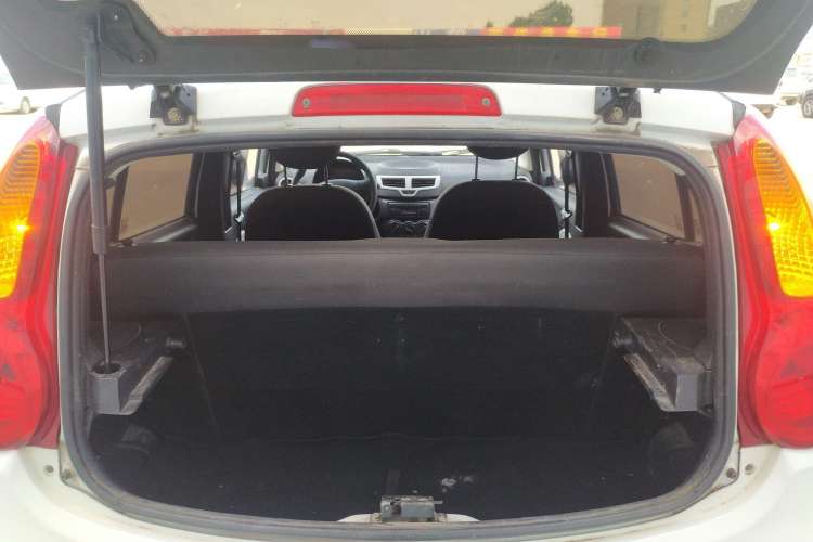 Used Chery QQ 2013 1.0L Manual Active Version
