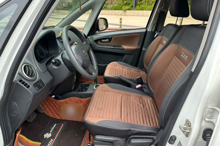 Used Suzuki SX4 2013 1.6L Automatic CoolRide Model