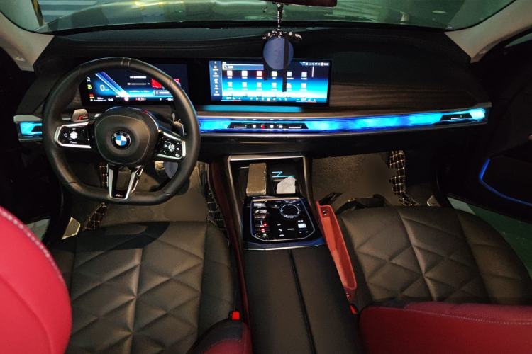 Used BMW 7 Series 2023 735Li M Sport Package
