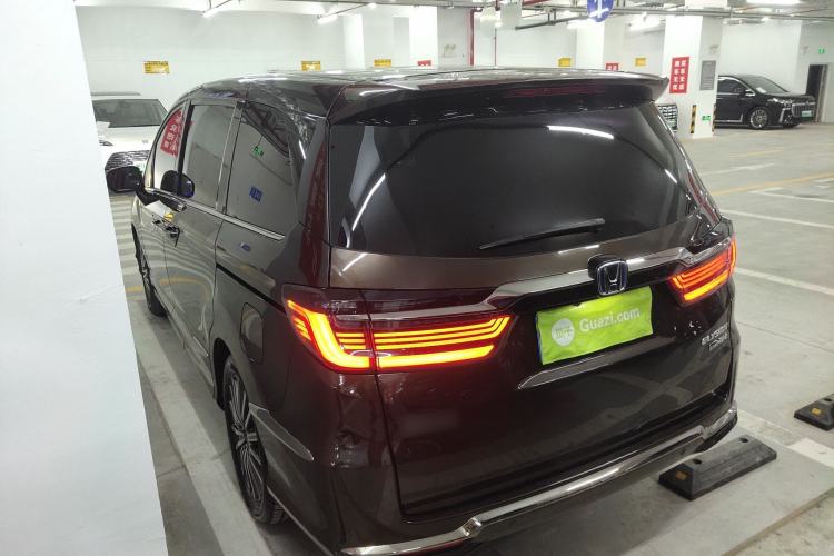 Used Honda Elysion 2022 2.0L eHEV Prestige Edition
