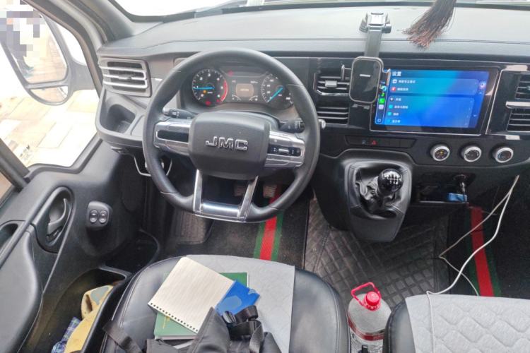 Used JMC Fushun 2022 2.0T Manual Multi-Function Passenger Vehicle Short Wheelbase Mid-Height Roof 6-Seater
