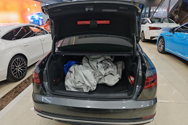 Used Audi A4L 2019 40 TFSI Sporty Version China V
