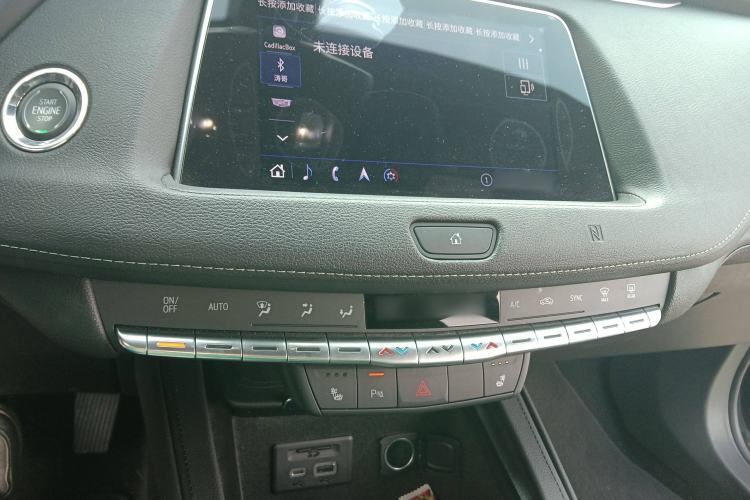 Used Cadillac XT4 2018 28T Two-Wheel Drive Leading Version
