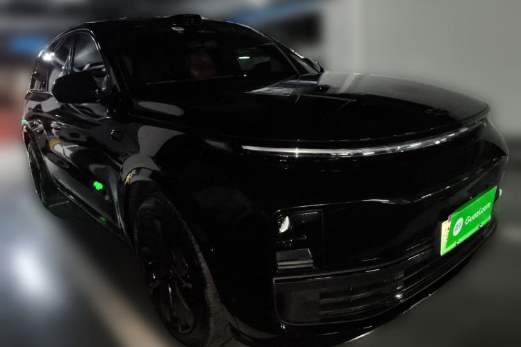 Used Li Auto L9 2022 Max model Front Right 45 Deg