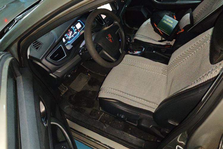 Used Roewe 360 2015 1.5L Automatic Luxury Edition Driver Seat