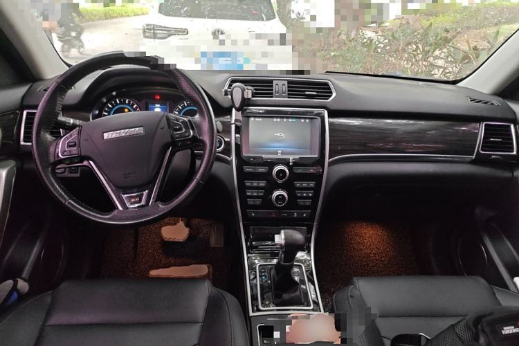 Used Haval H2 2016 Red-Label 1.5T Automatic Two-Wheel Drive Luxury Model
