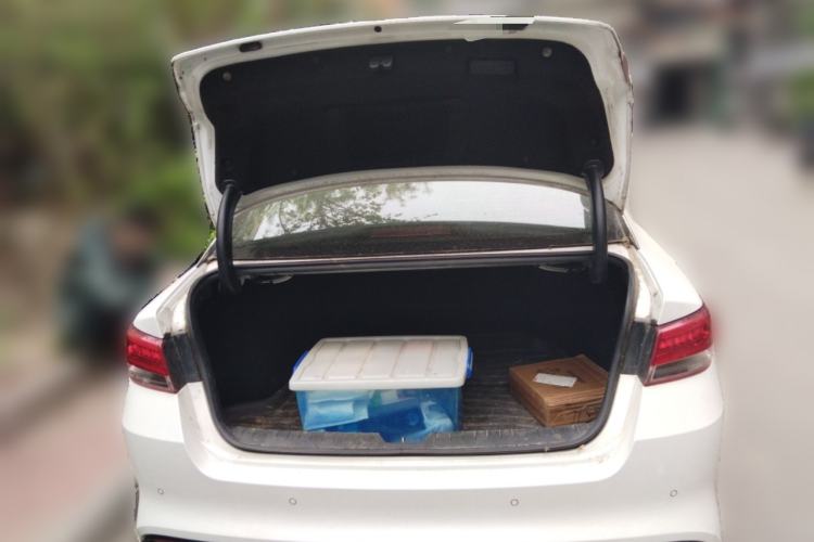 Used Kia K5 2016 1.6T Automatic LUX Trunk