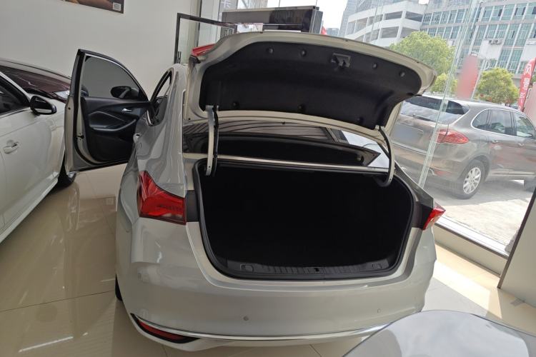 Used Buick Verano 2023 Pro Le Yi Edition Trunk