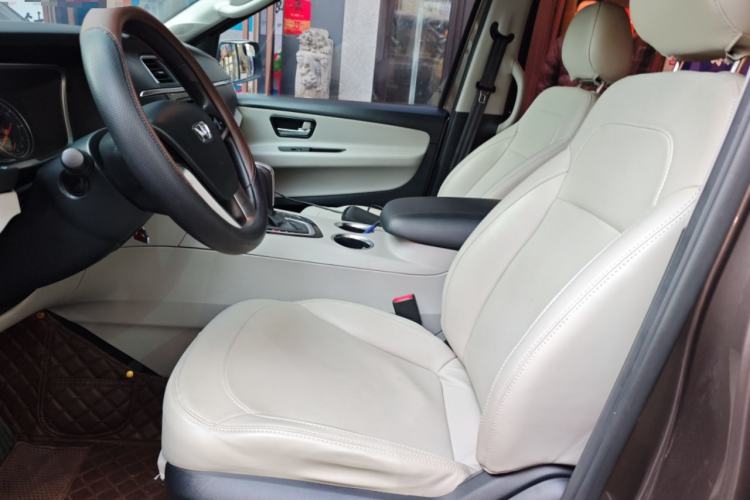 Used Huasong 7 2015 2.0T Automatic Comfort Model