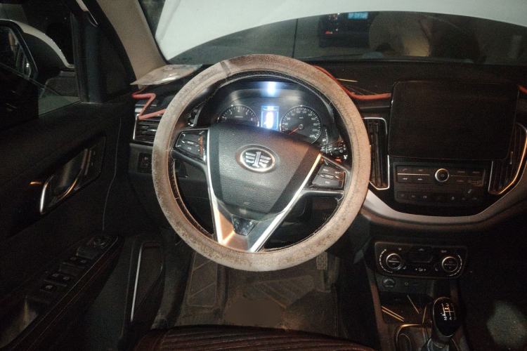 Used FAW Senya R7 2017 1.6L Manual Smart Model Steering Wheel