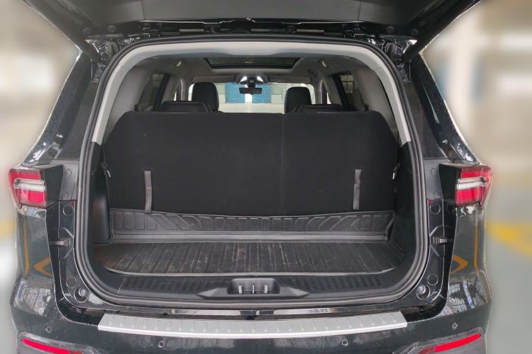 Used Ford Equator 2021 EcoBoost 225 Titanium 6-Seater
