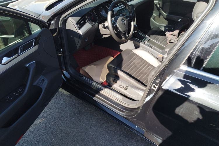 Used Volkswagen Magotan 2018 280TSI DSG Leading Model