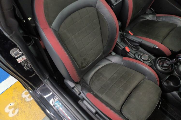 Used MINI JCW 2017 2.0T JOHN COOPER WORKS Avant-Garde