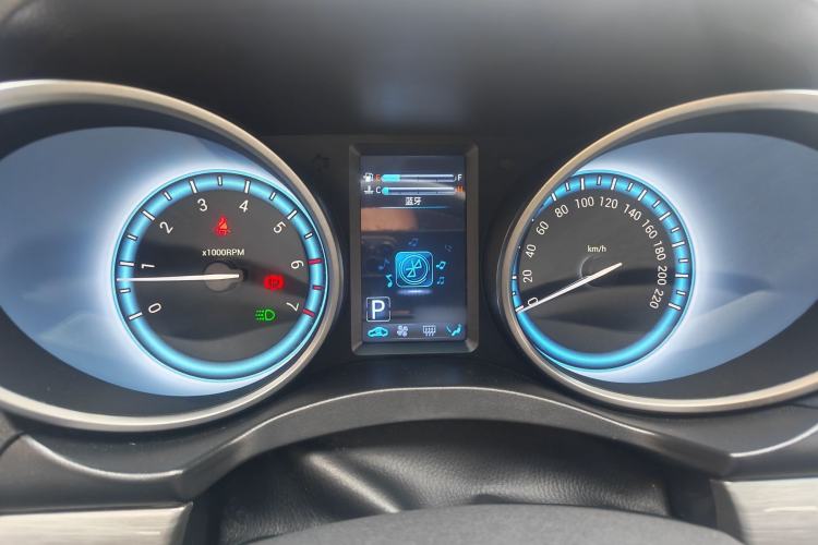 Used Cowin V3 2016 1.5L Automatic SmartConnect II Navigation Edition