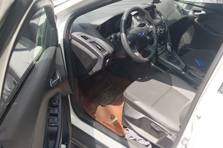 Used Ford Focus 2012 Hatchback 1.6L Automatic Comfort Model
