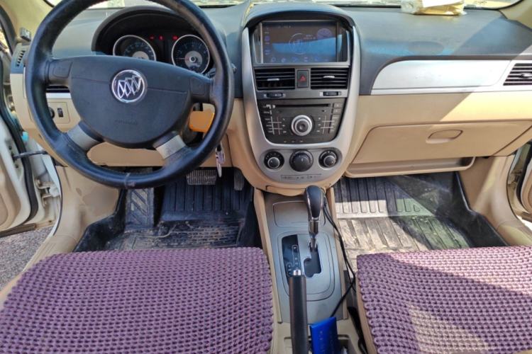 Used Buick Excelle 2013 1.5L Automatic Classic Model
