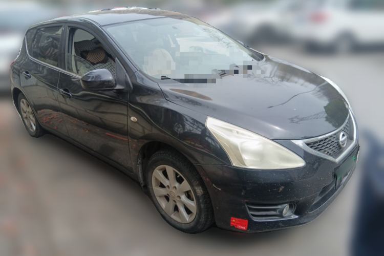 Used Nissan Tiida 2011 1.6L CVT Smart Version Front Right 45 Deg