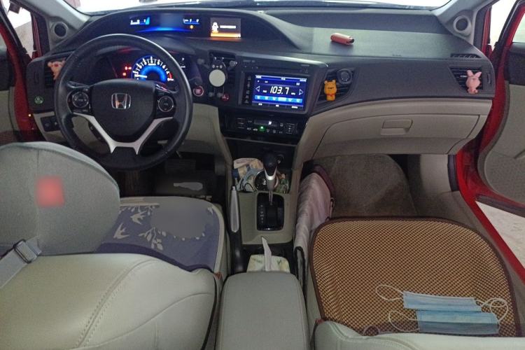 Used Honda Civic 2014 1.8L automatic luxury edition