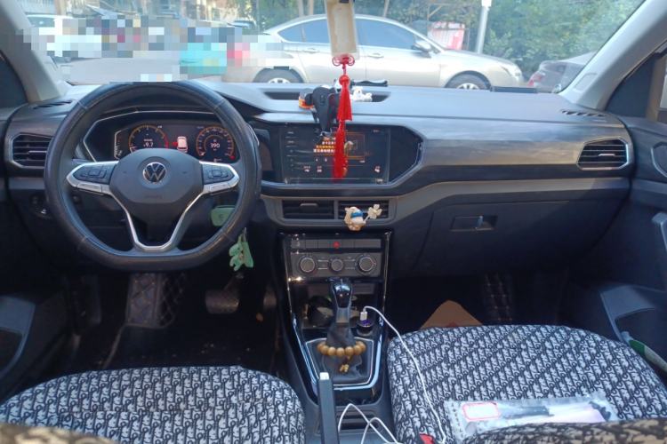 Used Volkswagen Tacqua 2020 1.5L Automatic Yue