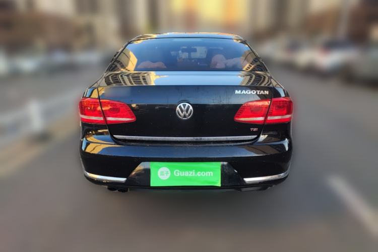 Used Volkswagen Magotan 2013 2.0 TSI Prestige Model Rear