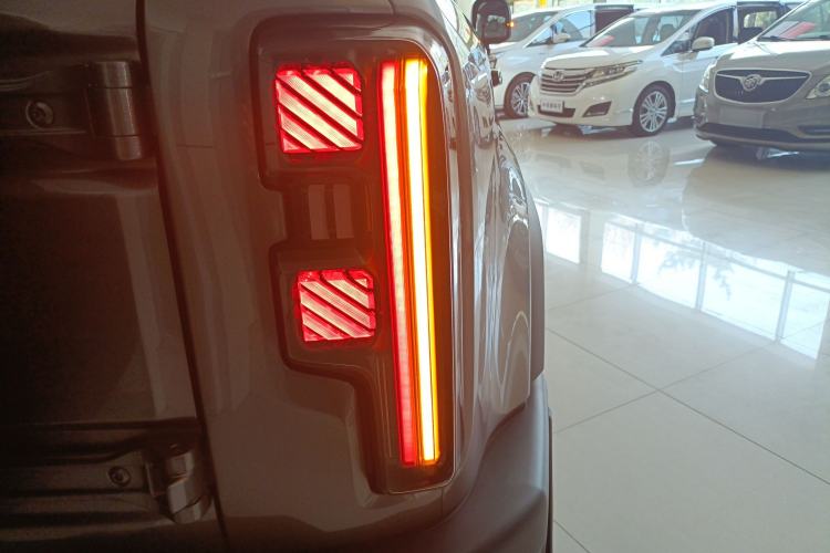 Used BAIC Off-Road BJ40 2024 2.0D All-New Blade Hero Crosser Right Rear Taillight