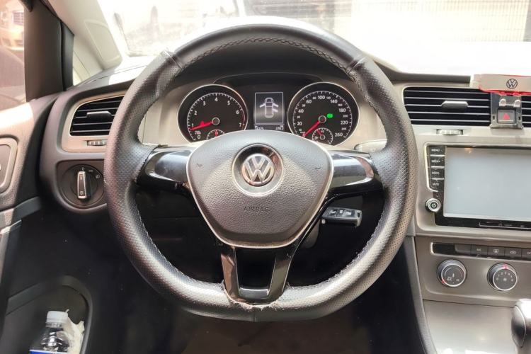 Used Volkswagen Golf 2014 1.4TSI Automatic Comfort Model

