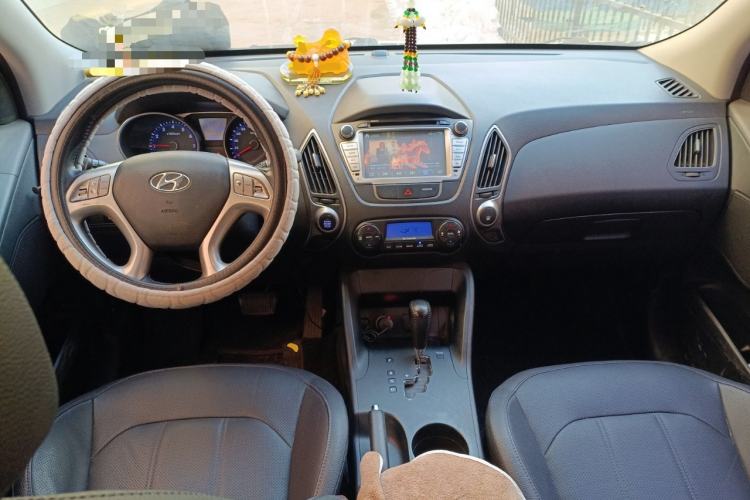 Used Hyundai ix35 2015 2.0L Automatic 2WD Smart Version China V Standard
