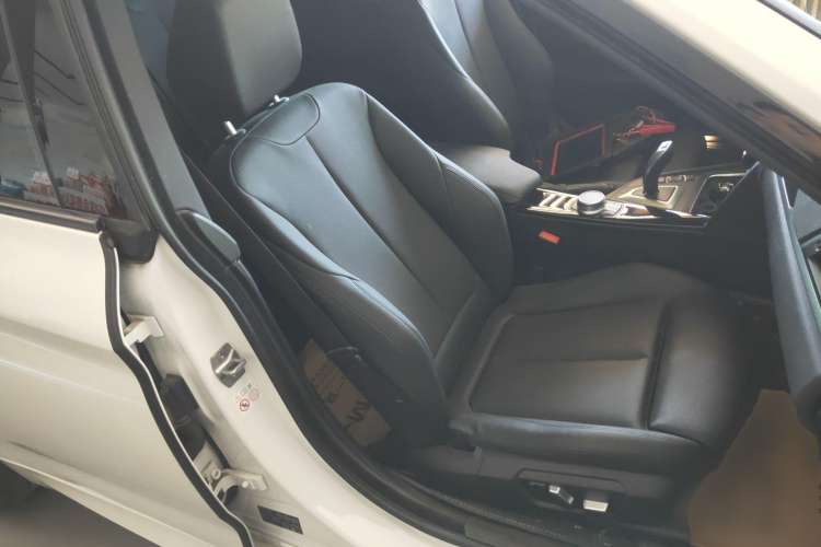 Used BMW 3 Series GT 2020 320i M Sport Package
