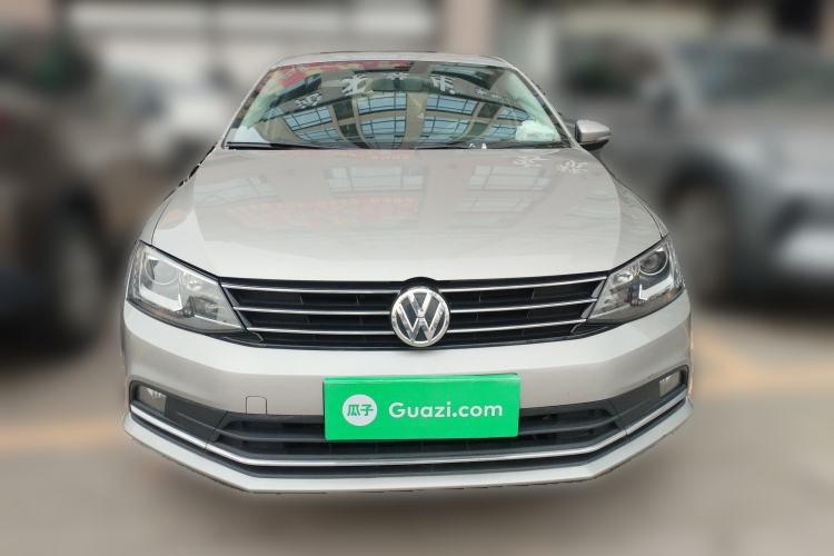 Used Volkswagen Sagitar 2015 230TSI Automatic Comfort Version Front