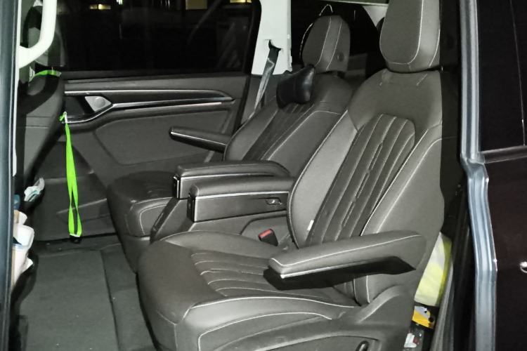 Used Volkswagen Viloran 2020 330TSI Luxury Edition
