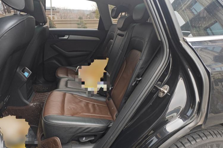 Used Audi Q5 2017 Plus 40 TFSI Ambition Model