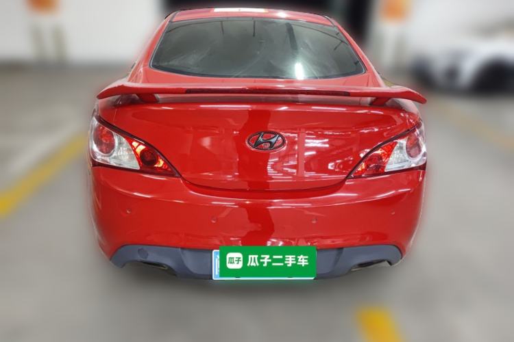 Used Hyundai Genesis Coupe 2009 2.0T Automatic Deluxe Edition Rear