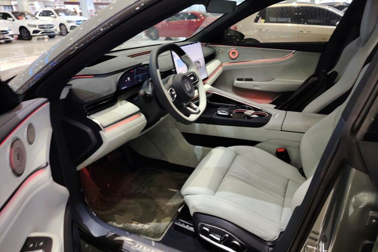 Used Zeekr 001 2026 95° All-Wheel-Drive Max Edition
