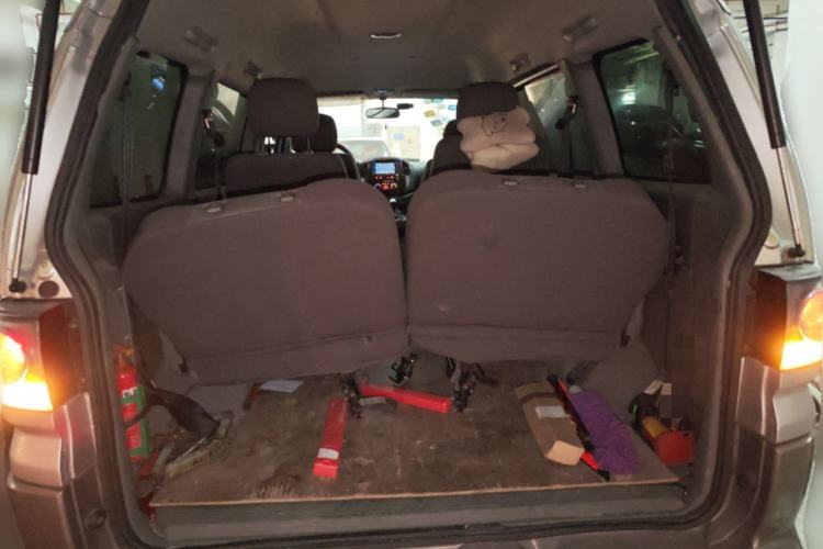 Used FORTHING Lingzhi 2013 M3 1.6L 7-Seater Comfort Model
