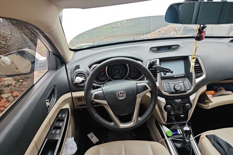 Used CHANGAN Eado 2012 1.6L Manual Luxury Model China IV Standard
