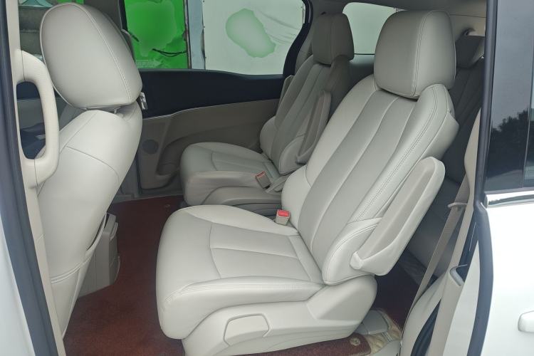 Used Buick GL8 2023 Land Executive Class Comfort Model Left Rear Seat