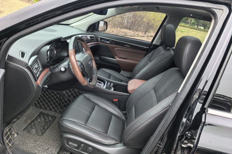 Used GAC Trumpchi GS8 2019 390T Two-Wheel Drive Luxury Smart Connectivity Version (7 Seats) Left Front Seat