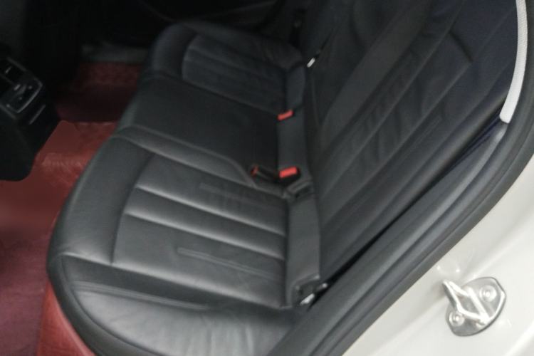 Used Audi A4L 2019 40 TFSI Fashion Edition China VI Emission Standard