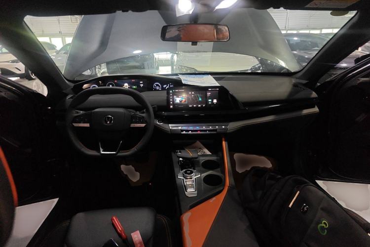 Used Changan UNI-V iDD 2023 Zhidian iDD 1.5T 113km Smart & Fun Version (Rapid Edition)