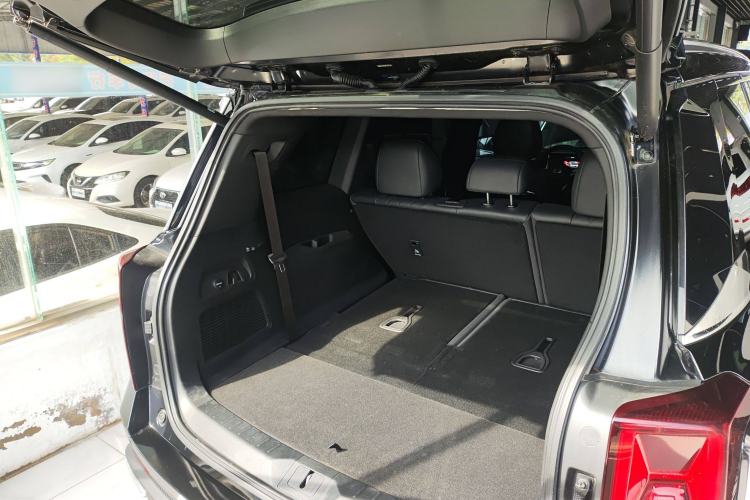 Used GAC Trumpchi GS8 2022 Flagship Series 2.0 TGDI Two-Wheel-Drive Prestige Edition (7 Seats)
