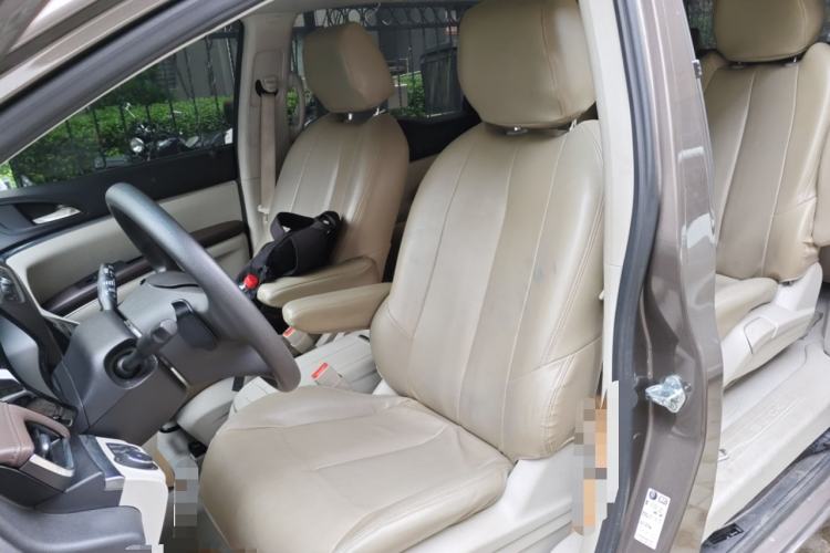 Used Buick GL8 2022 Land Cruiser Executive Class 652T Comfort Model Left Front Seat