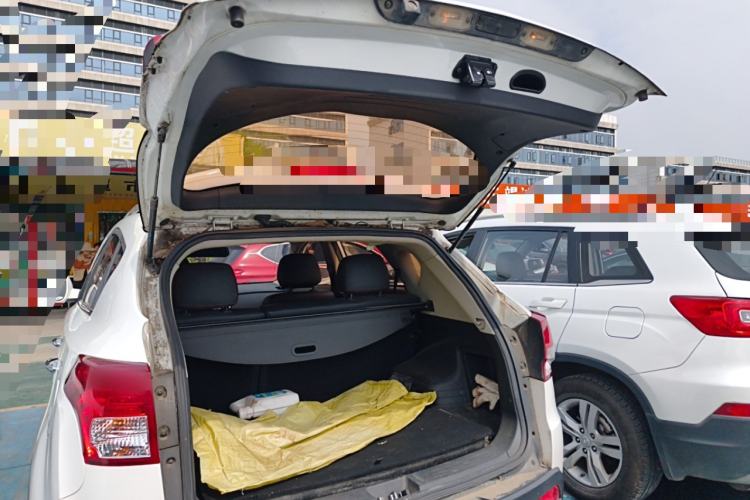 Used Huatai Santa Fe 2016 1.5T Gasoline Manual Two-Wheel Drive Elite Model