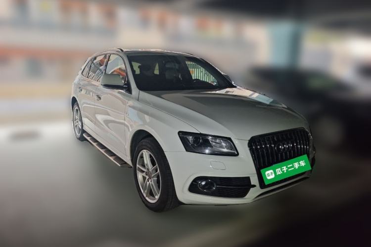 Used Audi Q5 2018 Collector's Edition 40 TFSI Technology Model