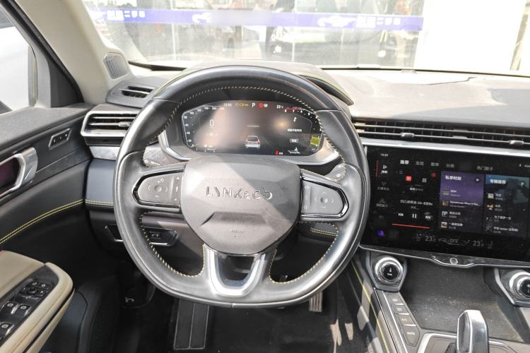 Used Lynk & Co 05 2020 2.0TD Two-Wheel Drive Shine Halo