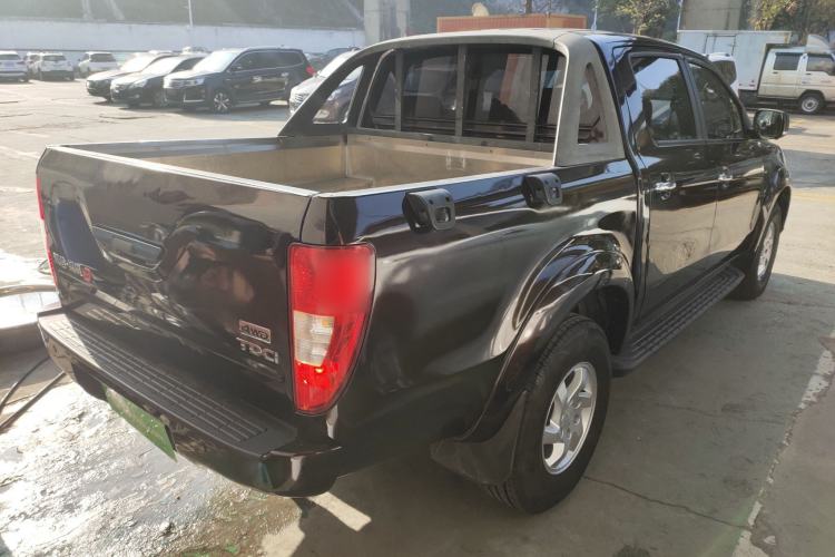 Used JMC Yuhu 5 2018 2.4T Classic Edition Diesel Manual 4x4 Luxury Version JX4D24A5L
