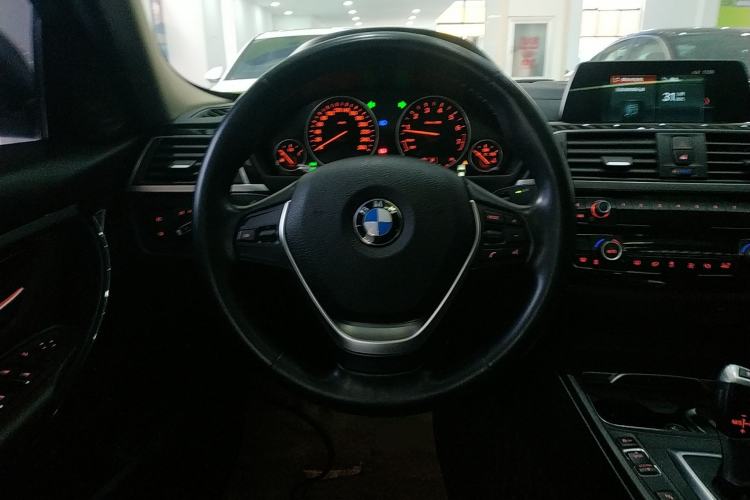 Used BMW 3 Series 2018 320Li Fashion Model
