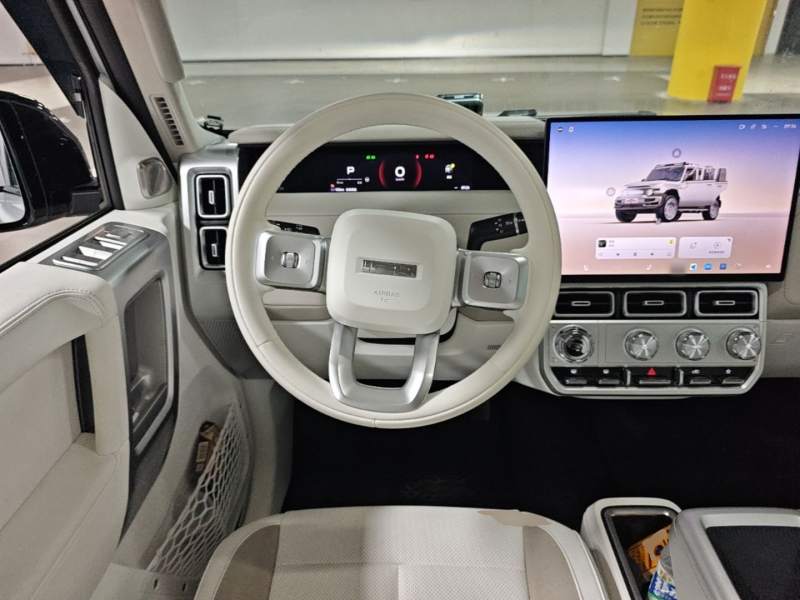 Used iCAR V23 2026 Model 550 Two-Wheel Drive Cyber Edition — 10