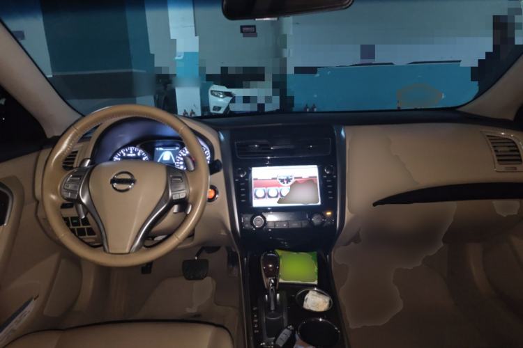 Used Nissan Teana 2013 2.5L XL-NAVI Luxury Edition Center Console