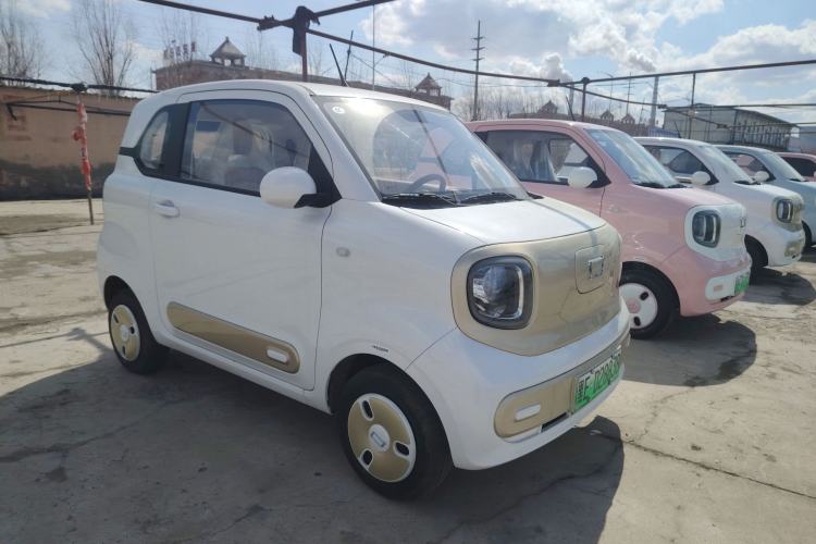 Used Bestune Pony 2026 222km Colorful Horse
