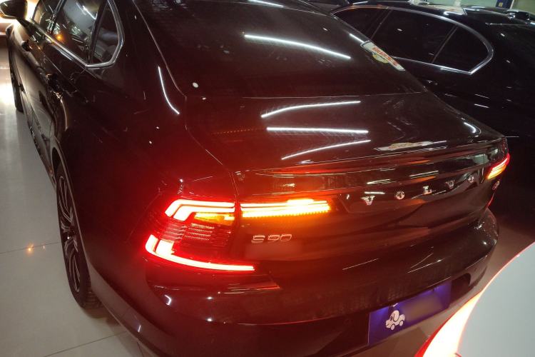 Used Volvo S90 2025 B5 Zhiyuan Luxury Edition
